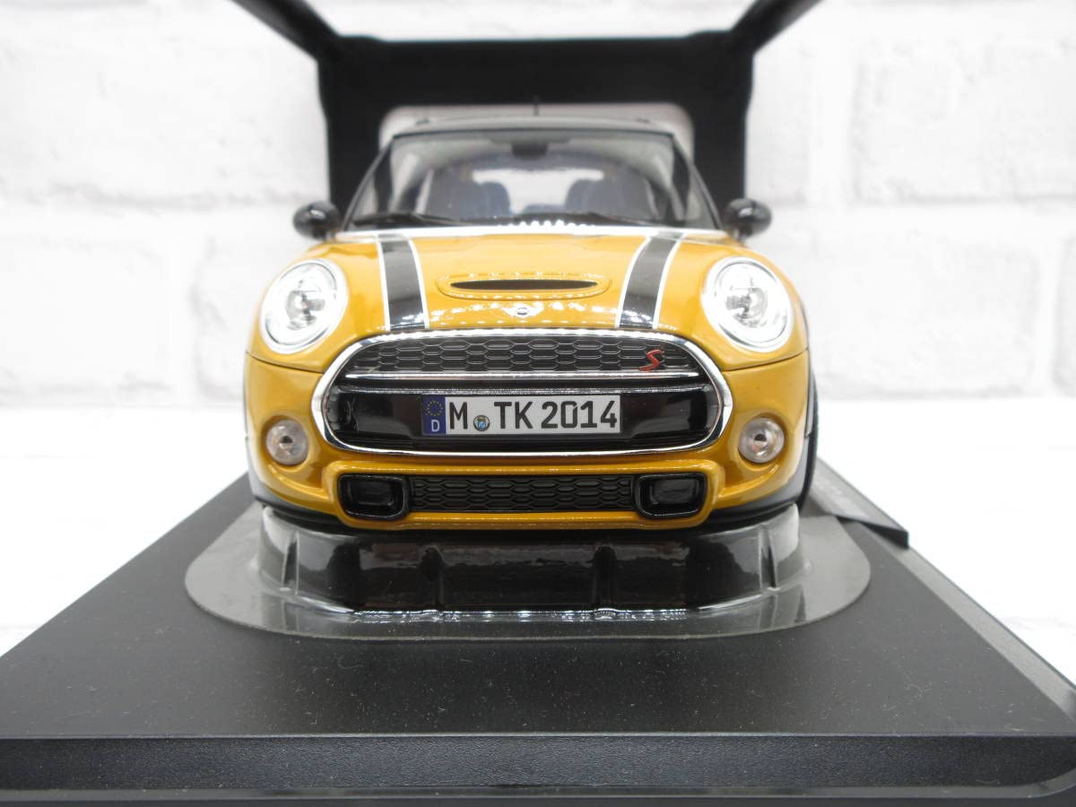 Amazon | ミニカー 1/18 ミニ MINI クーパーS イエロー×ブラック